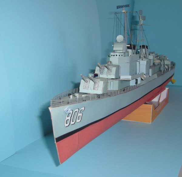1/200 Gearing Class Destroyer USS Higbee DDR 806 Paper Model