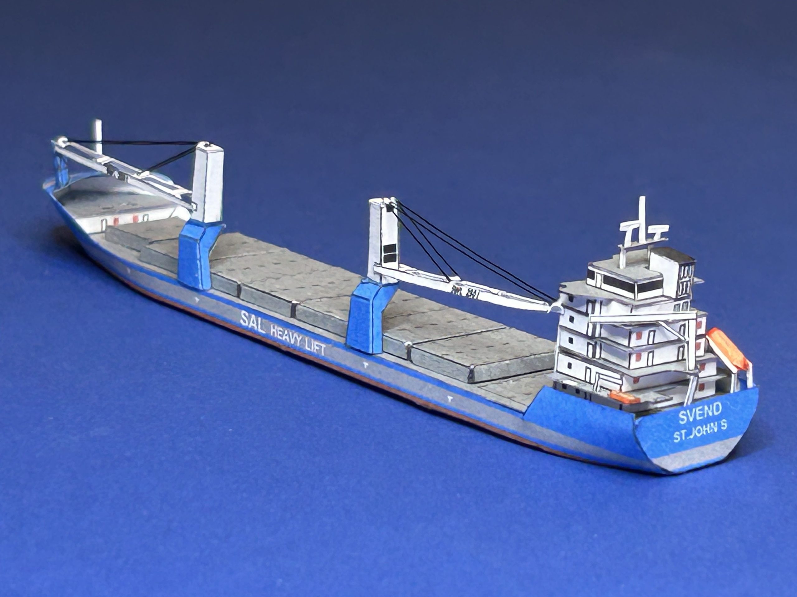 1/1250 Heavy Lift Multipurpose Dry Cargo Vessel SVEND and JUSTUS J, Paper Model - Image 3