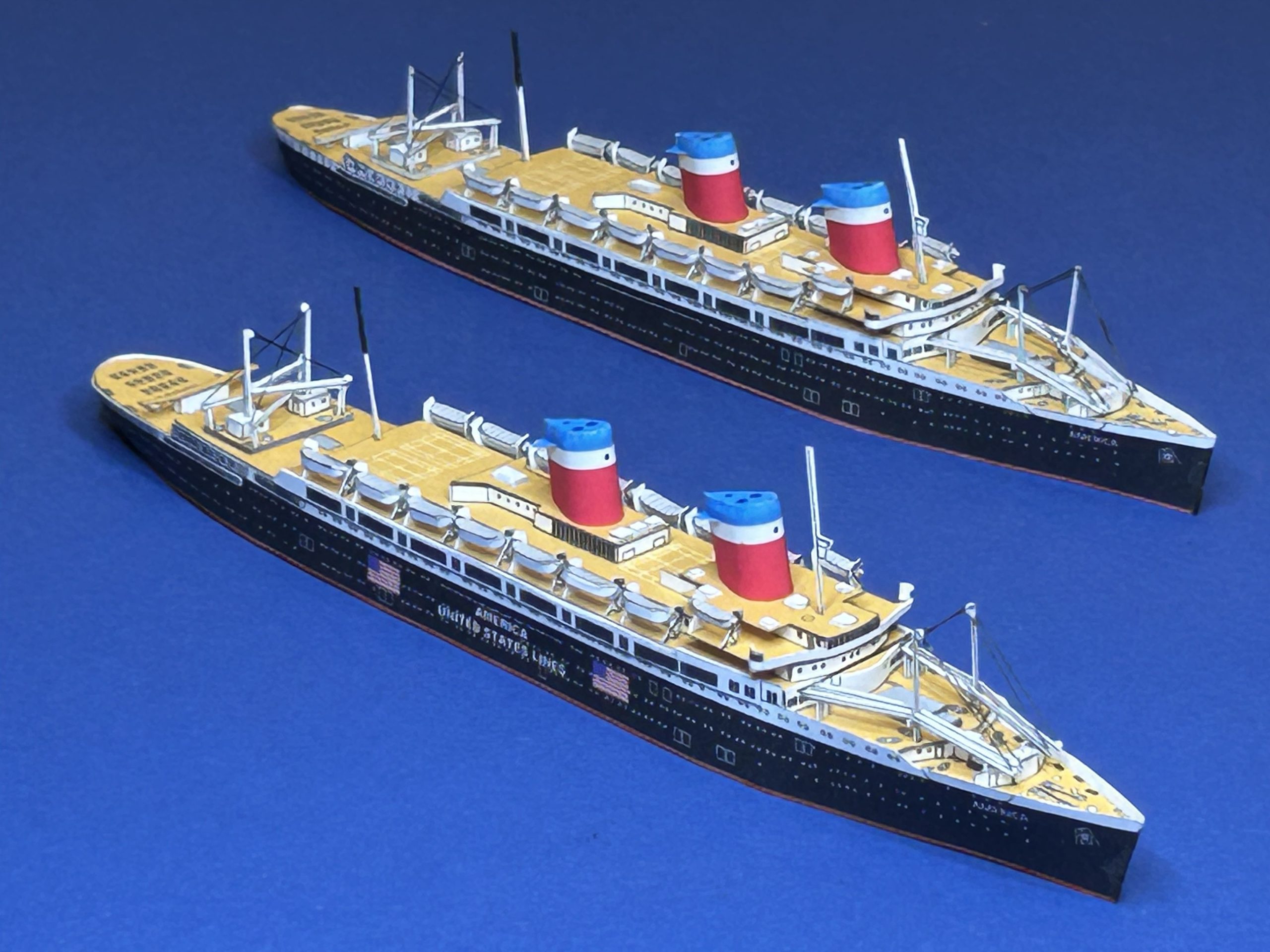 1/1250 US Passenger Ship AMERICA (1940) with lettering on the hull, Paper Model - Image 4
