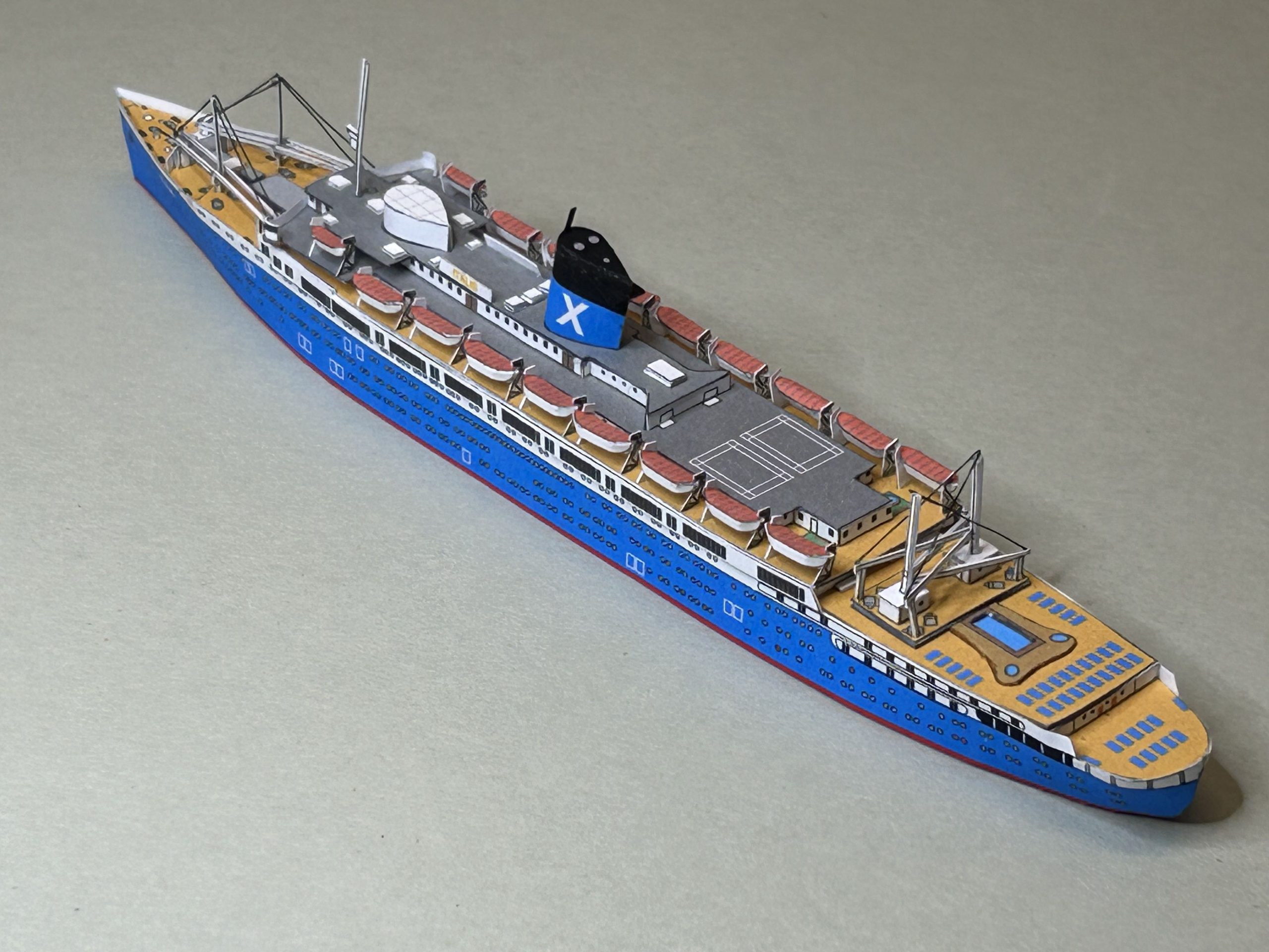1/1250 Greek Passenger Ship ITALIS (1979), Paper Model - Image 2